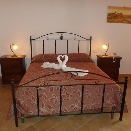 Agriturismo Antichi Granai Villa Calatafimi Buitenkant foto