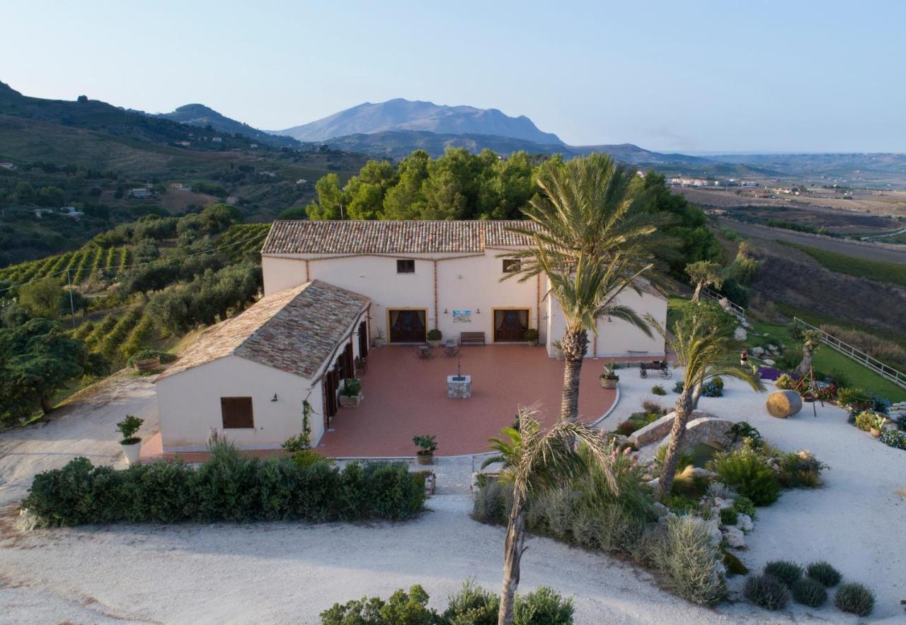 Agriturismo Antichi Granai Villa Calatafimi Buitenkant foto